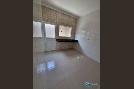 4_photo/94ce1c3841.be31b5bde481aac2-ATLAS-b2db6ffd-62fa-4a91-a549-b3d36502690c.jpg de casa à venda com 2 quartos, 59m² em Sítio do Campo, Praia Grande