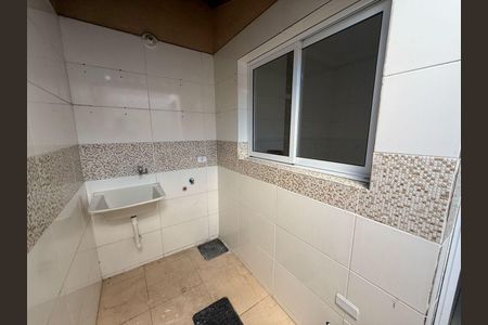 8_photo/94ce1c38fd.ffbddc27e238e23e-ATLAS-a042e058-e83d-45a4-9649-24f8936f0a6c.jpg de casa à venda com 2 quartos, 65m² em Sítio do Campo, Praia Grande