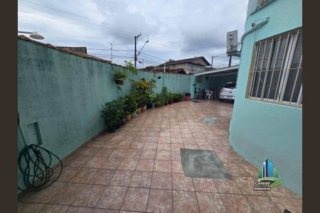 3_photo/94ce1c3a27.5a987dbee225dd18-ATLAS-6ff0a5d7-cda5-42f3-b74e-3ecd9b072a9d.jpg de casa à venda com 2 quartos, 56m² em Sítio do Campo, Praia Grande