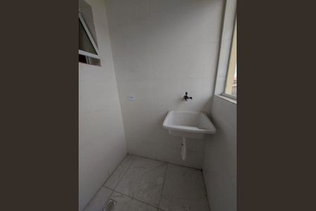 8_photo/94ce1c3a67.834a937f6e7b3a51-ATLAS-8fa11115-e83f-48b6-aacd-24983f2f413c.jpg de casa à venda com 2 quartos, 59m² em Sítio do Campo, Praia Grande