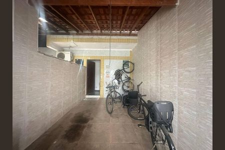 3_photo/94ce1c3bc1.df2406aa61ba3211-ATLAS-1817d7a1-f18b-46a4-acf8-800510d3b17d.jpg de casa à venda com 3 quartos, 107m² em Sítio do Campo, Praia Grande