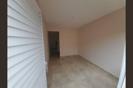 9_photo/94ce1c4687.cbac4b0532efd0a4-ATLAS-bbb60c7d-e669-472b-86f1-98d7da01b2f2.jpg de casa à venda com 2 quartos, 60m² em Sítio do Campo, Praia Grande