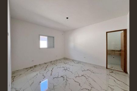 10_photo/94ce1c486d.afd72e55bd2e2030-ATLAS-57f0563f-8169-4ebc-8f7e-79c78bfa3d4e.jpg de casa à venda com 3 quartos, 119m² em Sítio do Campo, Praia Grande