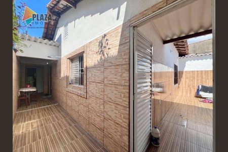 7_photo/94ce1c4a4f.d1ae08f062ab4888-ATLAS-4e65edcd-be1a-4961-a350-bb00fcdb71d0.jpg de casa à venda com 2 quartos, 67m² em Boqueirão, Praia Grande