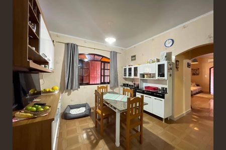 9_photo/94ce1c4a4f.e738d36af66b1888-ATLAS-99aaaff1-f44e-459c-85ef-5effebb917db.jpg de casa à venda com 3 quartos, 246m² em Boqueirão, Praia Grande