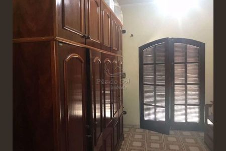 2_photo/94ce1c4aab.a64aef6598c47c00-ATLAS-30b2d11e-9a56-4263-a7cd-0c70a367df44.jpg de casa à venda com 3 quartos, 492m² em Guilhermina, Praia Grande