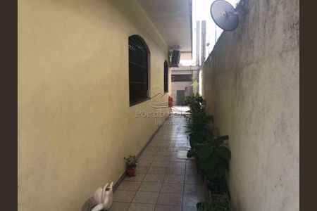 5_photo/94ce1c4aab.a64aef6598c47c00-ATLAS-42d74281-d25c-4e63-9846-e1d66cca05b5.jpg de casa à venda com 3 quartos, 492m² em Guilhermina, Praia Grande