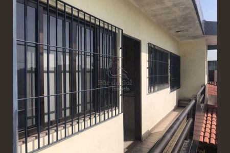 3_photo/94ce1c4aab.a64aef6598c47c00-ATLAS-a0cf16d8-df79-44aa-8c94-4607f100fafb.jpg de casa à venda com 3 quartos, 492m² em Guilhermina, Praia Grande