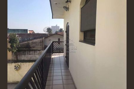 22_photo/94ce1c4aab.a64aef6598c47c00-ATLAS-d8866a7b-ea86-47f0-a9f3-69d854f1f8d7.jpg de casa à venda com 3 quartos, 492m² em Guilhermina, Praia Grande