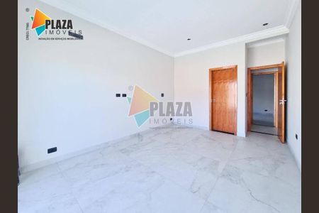 43_photo/94ce1c4ae3.1fa6a91c389b6b6f-ATLAS-3800e8a6-a62e-4f8a-8978-5ca70157e4e4.jpg de casa à venda com 3 quartos, 147m² em Boqueirão, Praia Grande