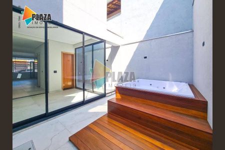 11_photo/94ce1c4ae3.1fa6a91c389b6b6f-ATLAS-75f805c8-e5f3-477e-ae98-ca86c403ea4b.jpg de casa à venda com 3 quartos, 147m² em Boqueirão, Praia Grande