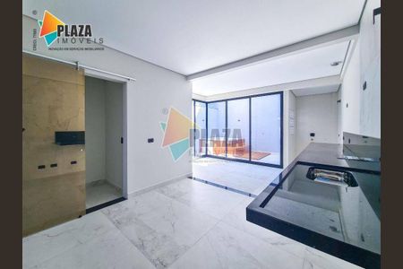 5_photo/94ce1c4ae3.1fa6a91c389b6b6f-ATLAS-98f3d5bd-085a-4ba3-aaf2-eec0206ec7fe.jpg de casa à venda com 3 quartos, 147m² em Boqueirão, Praia Grande