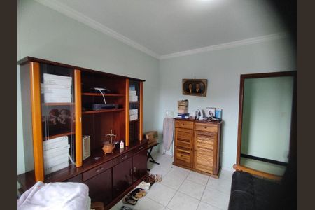 5_photo/94ce1c4b15.d1ae08f062ab4888-ATLAS-d1cabf38-ff78-4a5c-bbb2-45ef490982cd.jpg de casa à venda com 3 quartos, 179m² em Boqueirão, Praia Grande