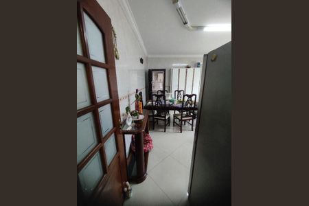 47_photo/94ce1c4b15.d1ae08f062ab4888-ATLAS-e051bae0-54b0-4068-a6b2-296cde736eae.jpg de casa à venda com 3 quartos, 179m² em Boqueirão, Praia Grande