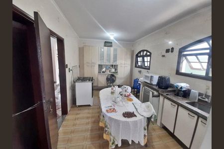 8_photo/94ce1c4b55.dd36eae811456584-ATLAS-4f3ce20c-09d8-4b5c-97e0-aa25280df352.jpg de casa à venda com 4 quartos, 250m² em Boqueirão, Praia Grande