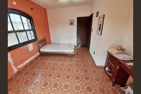 12_photo/94ce1c4b55.dd36eae811456584-ATLAS-aa33bcea-fb34-45c3-96de-ed63ee2dfa7d.jpg de casa à venda com 4 quartos, 250m² em Boqueirão, Praia Grande