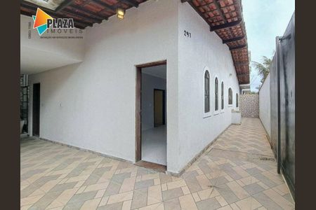 4_photo/94ce1c4b73.c48b7c1e58d559fc-ATLAS-03803b09-a918-4e7c-900b-b3006517226e.jpg de casa para alugar com 3 quartos, 170m² em Boqueirão, Praia Grande