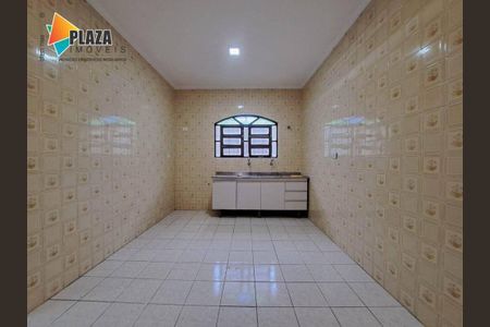 12_photo/94ce1c4b73.c48b7c1e58d559fc-ATLAS-ff9f7aa7-c13d-4d76-a4ff-134243f38794.jpg de casa para alugar com 3 quartos, 170m² em Boqueirão, Praia Grande