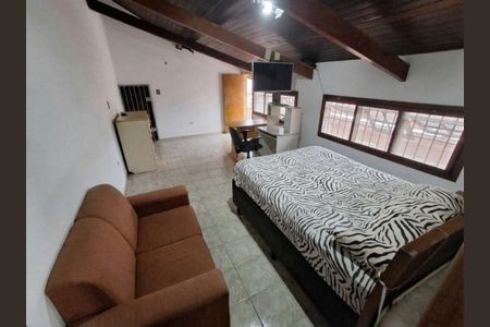 14_photo/94ce1c4bcf.974d063b20acfe41-ATLAS-a97d924e-ad7a-48c8-bd76-3bc544d32acb.jpg de casa à venda com 3 quartos, 85m² em Vilamar, Praia Grande