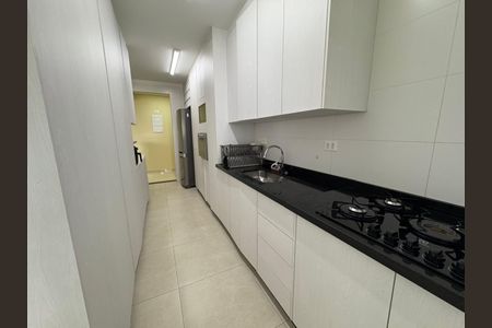 53_photo/94ce1c4c4d.15f4a19d538e62fb-ATLAS-4e880ba2-d255-4369-a76c-99ed1a3ca84d.jpg de apartamento à venda com 2 quartos, 92m² em Vila Caiçara, Praia Grande