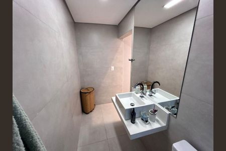 14_photo/94ce1c4c5b.5cacb5cd1a05b02e-ATLAS-effd8c7c-cb53-41de-914e-0a6e2c5e8433.jpg de apartamento à venda com 3 quartos, 250m² em Boqueirão, Praia Grande