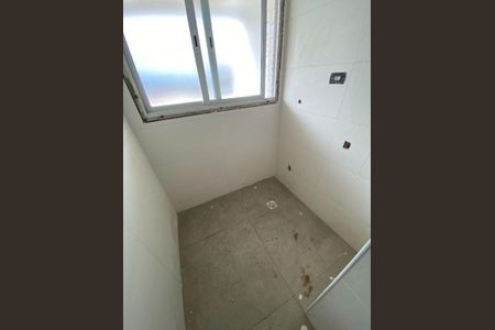 4_photo/94ce1c4c61.cce03887c7d72c1f-ATLAS-a8f5d5b7-d0fc-4662-9d48-b4820cfc32c3.jpg de casa à venda com 1 quarto, 45m² em Boqueirão, Praia Grande