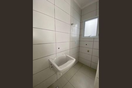 7_photo/94ce1c4c77.f7b46fd9919be053-ATLAS-0701eada-5ba2-4d5a-b8d2-c52dd4d30cf2.jpg de casa à venda com 2 quartos, 54m² em Boqueirão, Praia Grande