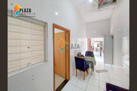 15_photo/94ce1c4d39.821bca6a381fcd78-ATLAS-3c1bba35-ab43-40e5-9ffe-63eaa845090a.jpg de casa à venda com 2 quartos, 62m² em Boqueirão, Praia Grande