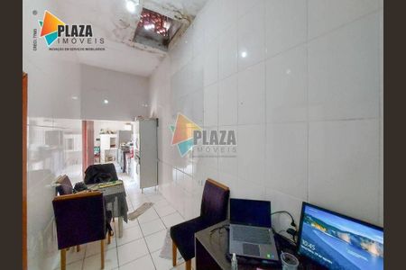 14_photo/94ce1c4d39.821bca6a381fcd78-ATLAS-d7591071-9a7a-44e7-be23-d5cd1d52c943.jpg de casa à venda com 2 quartos, 62m² em Boqueirão, Praia Grande