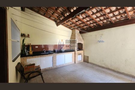 21_photo/94ce1c4d41.5e2511c6536d59b0-ATLAS-7009e048-32f5-41e5-ad04-0126e88914e9.jpg de casa à venda com 3 quartos, 226m² em Boqueirão, Praia Grande