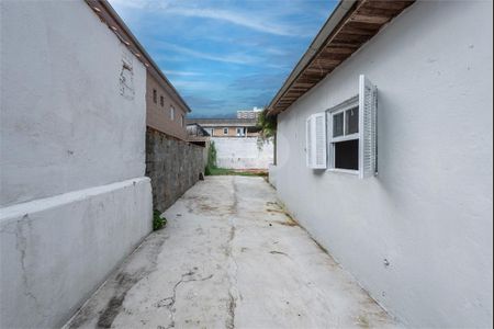 10_photo/94ce1c8ff3.96ab9a77f00113ea-ATLAS-7b14ca1e-8234-453d-bdd3-d8edf7af073a.jpg de casa para alugar com 3 quartos, 220m² em Centro, São Vicente