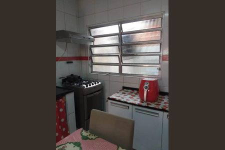 2_photo/94ce1ca043.72fc516e6ab264c7-ATLAS-1a4e53c1-810d-4e7f-9411-f8a6a2ecd655.jpg de casa de condomínio à venda com 2 quartos, 78m² em Vila Cascatinha, São Vicente