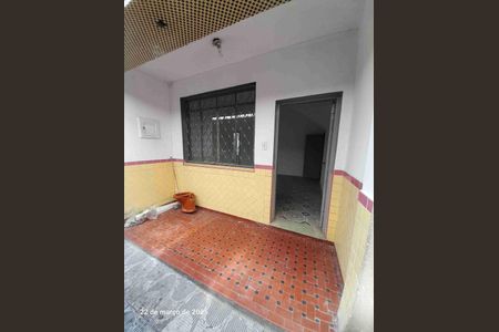 7_photo/94ce1ca313.bbd0c06dccd8b6dc-ATLAS-73a71af1-782c-4584-b6bc-a59360cb79dc.jpg de casa à venda com 2 quartos, 86m² em Vila Cascatinha, São Vicente