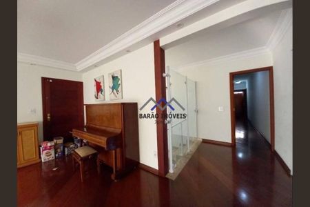 12_photo/94ce1ca377.1c5ee5b12bdcf8f7-ATLAS-a5bc96f1-7a7d-4e48-80f0-10271e44e9ba.jpg de casa para alugar com 4 quartos, 250m² em Vila Melo, São Vicente