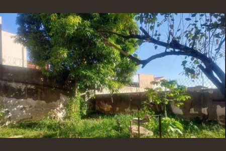 8_photo/94ce1ca399.c696d6dfecea6f1c-ATLAS-ca10594e-3909-45ab-bc45-8ac7b0bf304e.jpg de casa para alugar com 3 quartos, 288m² em Vila Melo, São Vicente