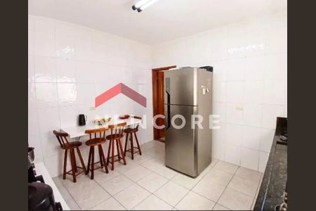 9_photo/94ce1ca59d.9a54faa83c3e471c-ATLAS-93e0a5bc-546c-4a71-a25b-95f316eaeb7d.jpg de casa à venda com 3 quartos, 167m² em Vila Sao Jorge, São Vicente