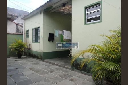 11_photo/94ce1ca5bb.859d3ea7f11d789b-ATLAS-55b0b9e6-1453-44a3-ae0b-9f5e7af17f92.jpg de casa à venda com 3 quartos, 270m² em Vila Sao Jorge, São Vicente