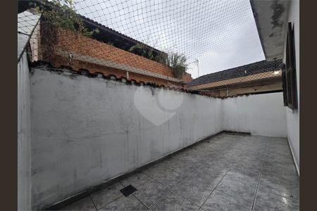 3_photo/94ce1ca5cf.0abb473e952761da-ATLAS-0fd40e87-7fdc-49fb-9d8a-bfb29b01c4ba.jpg de casa à venda com 3 quartos, 235m² em Vila Sao Jorge, São Vicente