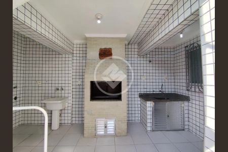 5_photo/94ce1ca78d.da96a1a17422ca13-ATLAS-bfd842e1-ab5c-41b6-a725-642b6419fe90.jpg de casa à venda com 5 quartos, 209m² em Vila Sao Jorge, São Vicente