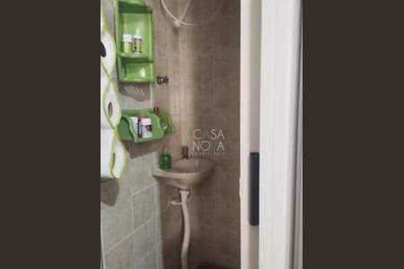 7_photo/94ce1ca7b1.e283673d5e481970-ATLAS-796c9e55-e07b-48f1-beff-80431b7daba1.jpg de casa à venda com 2 quartos, 52m² em Vila Sao Jorge, São Vicente