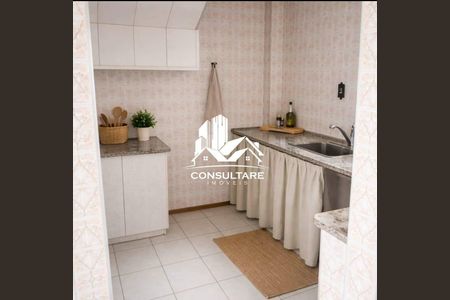 13_photo/94ce1ca7eb.6ba4ef9df26df2e3-ATLAS-31e38500-e122-4ede-8982-e47aa75d28e1.jpg de casa à venda com 2 quartos, 60m² em Vila Sao Jorge, São Vicente