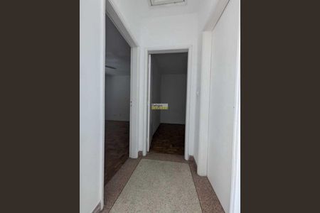 5_photo/94ce1ca87f.3a37fa67e20dd3de-ATLAS-ec257d56-7246-41ba-8380-aed3ab719617.jpg de casa à venda com 2 quartos, 84m² em Vila Sao Jorge, São Vicente