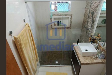 12_photo/94ce1ca8e7.bbd0c06dccd8b6dc-ATLAS-d3ba5145-bce7-4d81-ad38-366a392858d6.jpg de casa à venda com 2 quartos, 72m² em Vila Sao Jorge, São Vicente