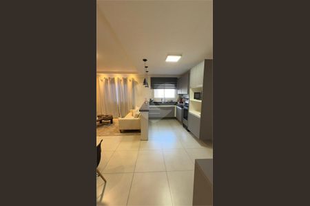 6_photo/94ce1ca8ed.813e0fc0a92df6ab-ATLAS-e047464e-7354-4e0b-8575-16a89b988df1.jpg de casa à venda com 2 quartos, 95m² em Vila Sao Jorge, São Vicente