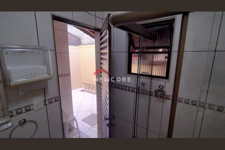 10_photo/94ce1ca92b.b60f5a7682bed42c-ATLAS-506b32e7-1faa-42a8-9322-3dc57fcb9d04.jpg de casa à venda com 2 quartos, 90m² em Vila Sao Jorge, São Vicente