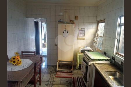 6_photo/94ce1ca9ef.f9fd596f8c1c84e9-ATLAS-22b4fccc-d068-4e95-a17c-7f93cebf5c7f.jpg de casa à venda com 3 quartos, 145m² em Vila Sao Jorge, Santos