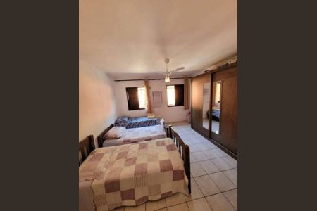 3_photo/94ce1cabd7.49c40a4e0c1b1036-ATLAS-2436b3d4-7109-4b83-af76-3a27fb3cd04e.jpg de casa à venda com 2 quartos, 93m² em Vila Voturuá, São Vicente