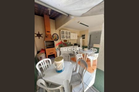 10_photo/94ce1caed7.f9fd596f8c1c84e9-ATLAS-5a2e7aff-0217-4f69-8c0e-7366310a8cd5.jpg de casa à venda com 2 quartos, 85m² em Vila Sao Jorge, São Vicente