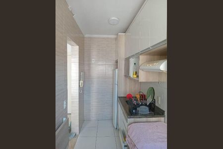 8_photo/94ce1caf1b.8cbbc6e43ead3576-ATLAS-951891d7-e72d-4381-903b-0e6923e2552a.jpg de apartamento à venda com 2 quartos, 49m² em Vila Sao Jorge, São Vicente