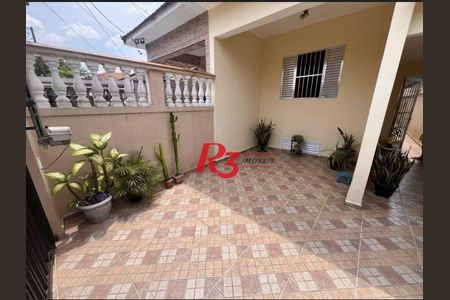 3_photo/94ce1caf37.cba3da746242e602-ATLAS-1afd97d6-79b5-47fc-89e0-af566b269d7c.jpg de casa à venda com 2 quartos, 115m² em Vila Sao Jorge, São Vicente